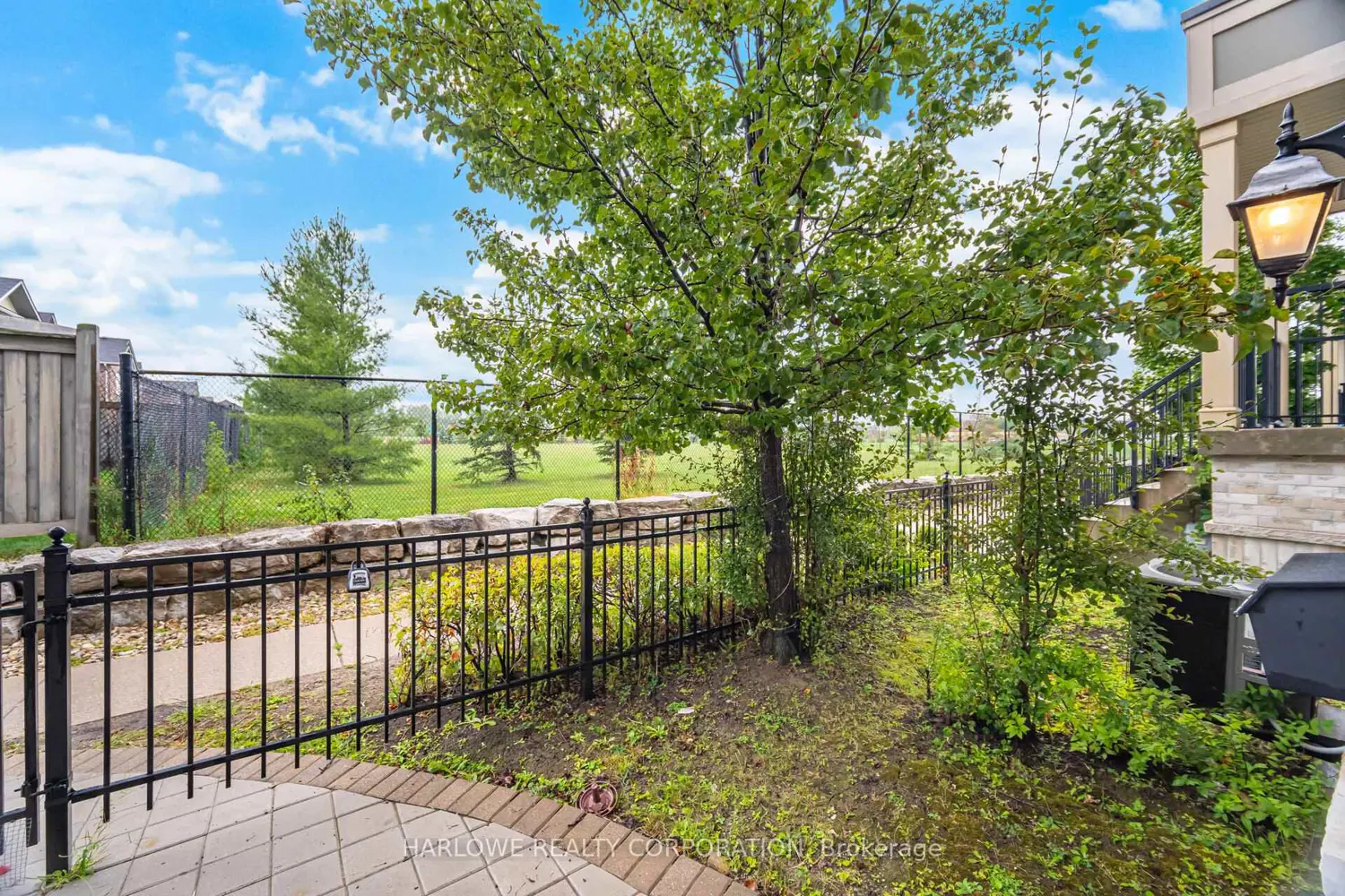 Additional image 16 of 60 Fairwood Circle 11