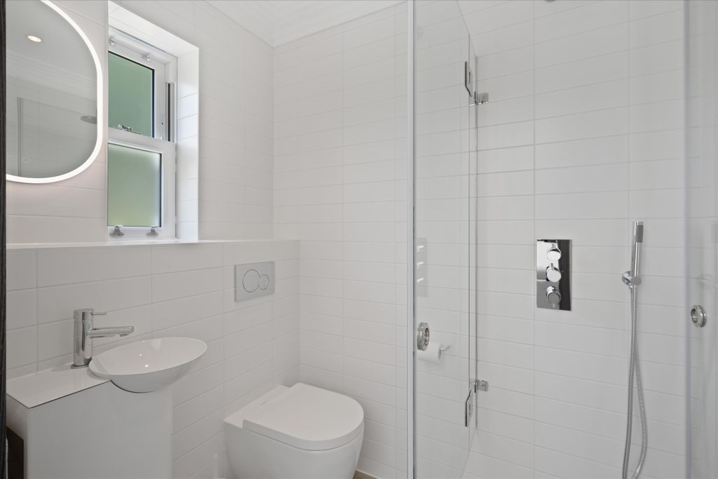 Additional image 27 of 6 bed detached house for saleHorsegate Ride, Ascot, Berkshire SL5