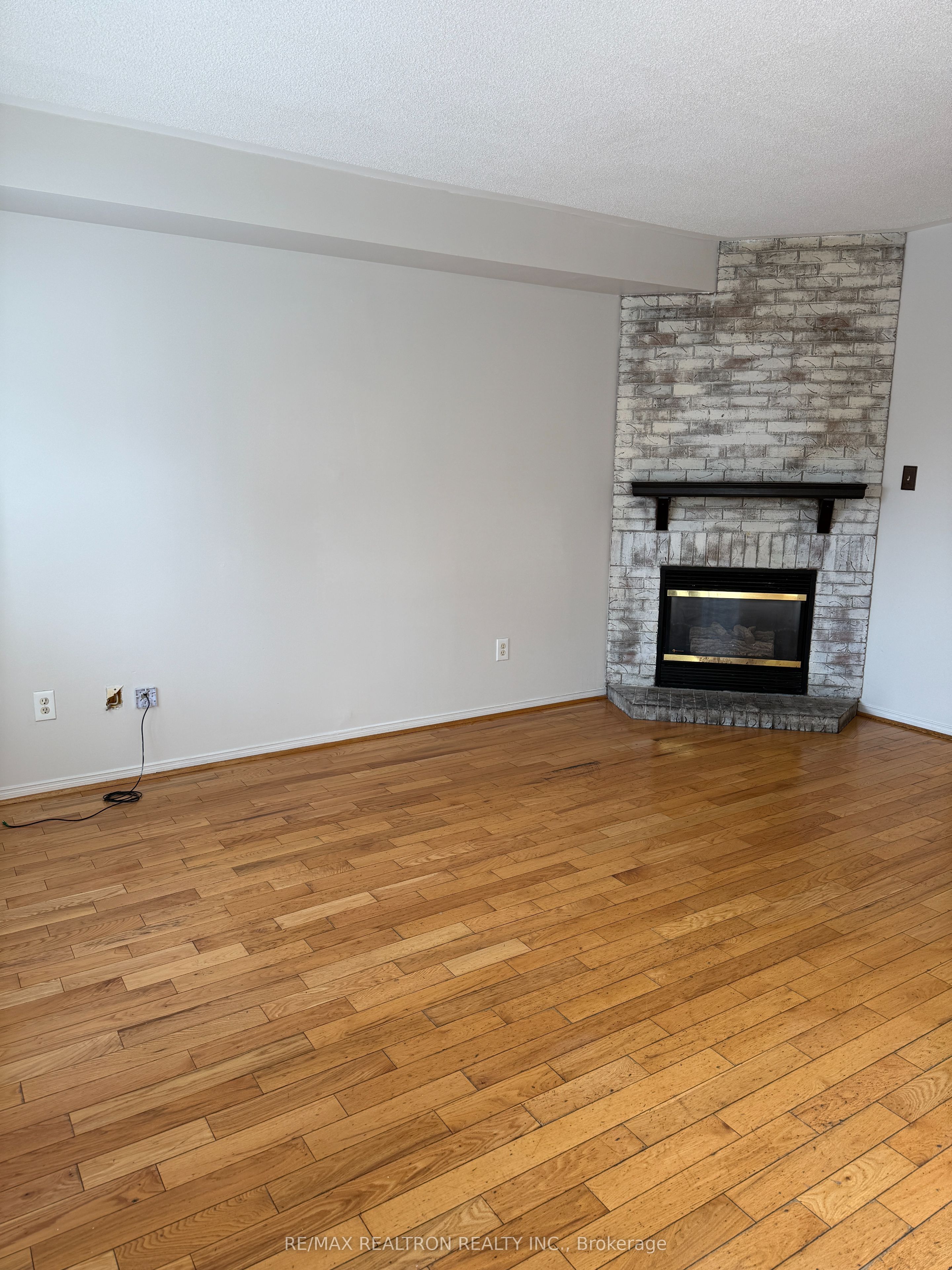 Additional image 4 of 419 Carruthers Avenue, Newmarket, ON, L3X 2C1