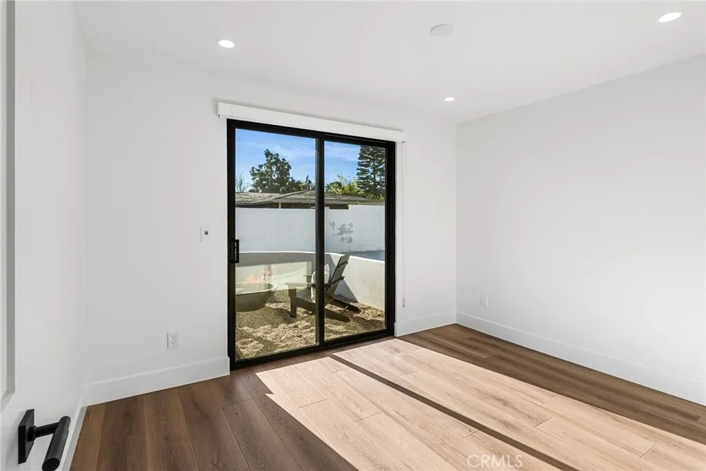 Additional image 33 of 251 Costa Mesa St Unit B, Costa Mesa, CA 92627