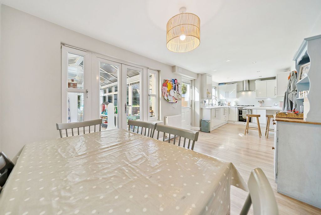 Additional image 8 of 4 bed detached house for saleRamsay Drive, Dunblane FK15