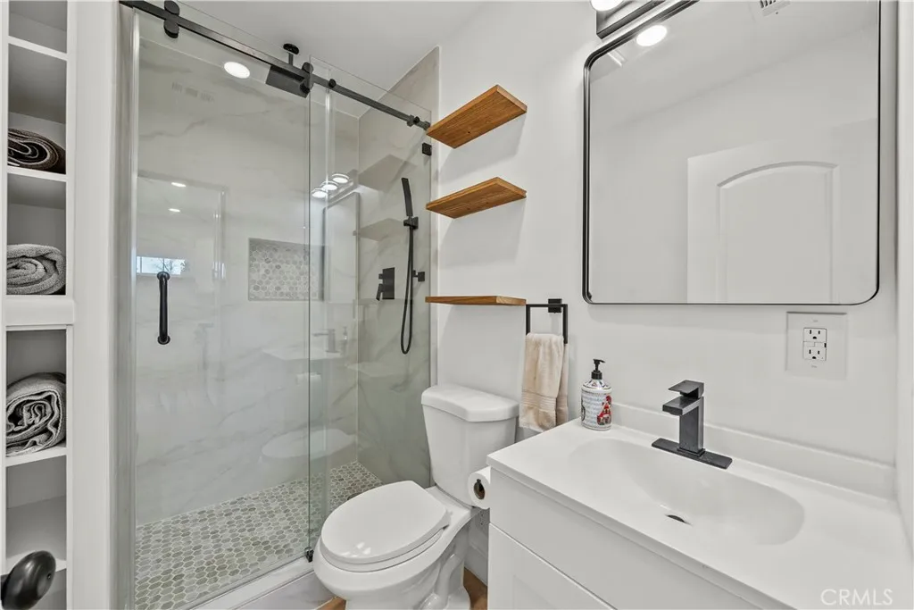 Additional image 50 of 20127 Citronia St, Chatsworth, CA 91311