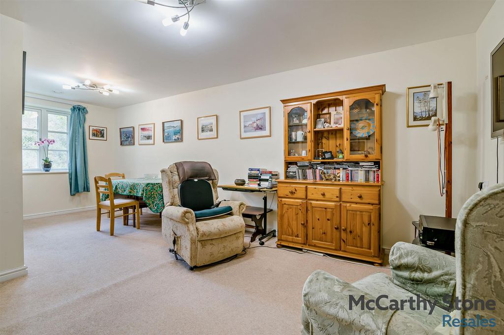 Additional image 2 of 2 bed flat for saleBarnhill Court, Barnhill Road, Chipping Sodbury, Bristol BS37
