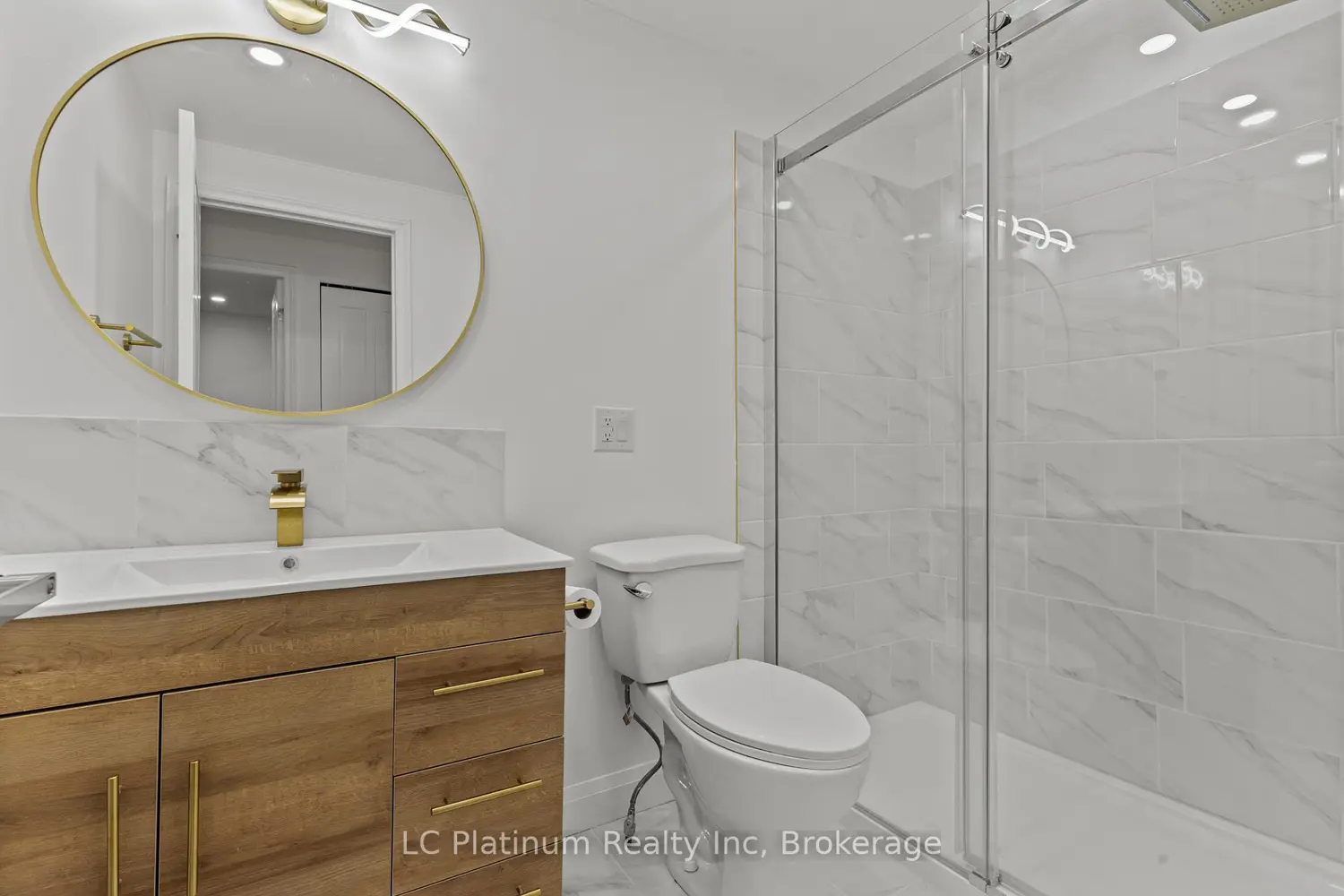 Additional image 18 of 302 Vine Street 29