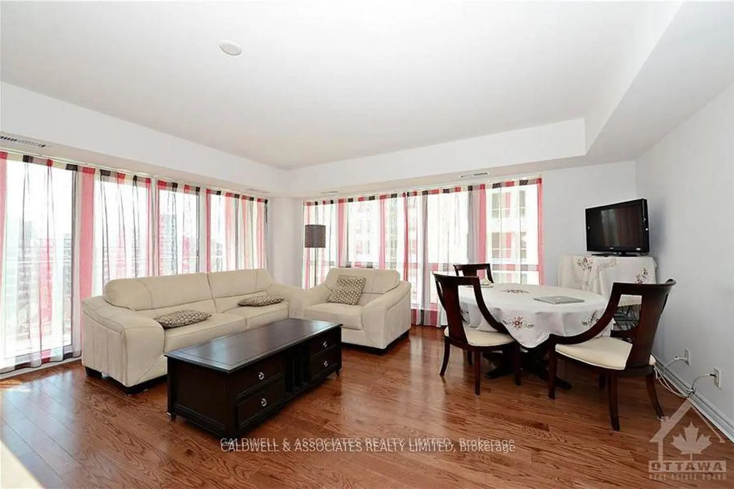 Additional image 6 of 234 Rideau Street 1012