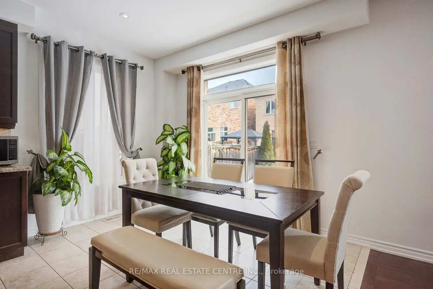 Additional image 11 of 19 Mediterranean Crescent