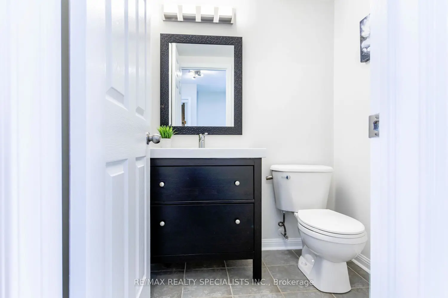 Additional image 11 of 511 Collis Court