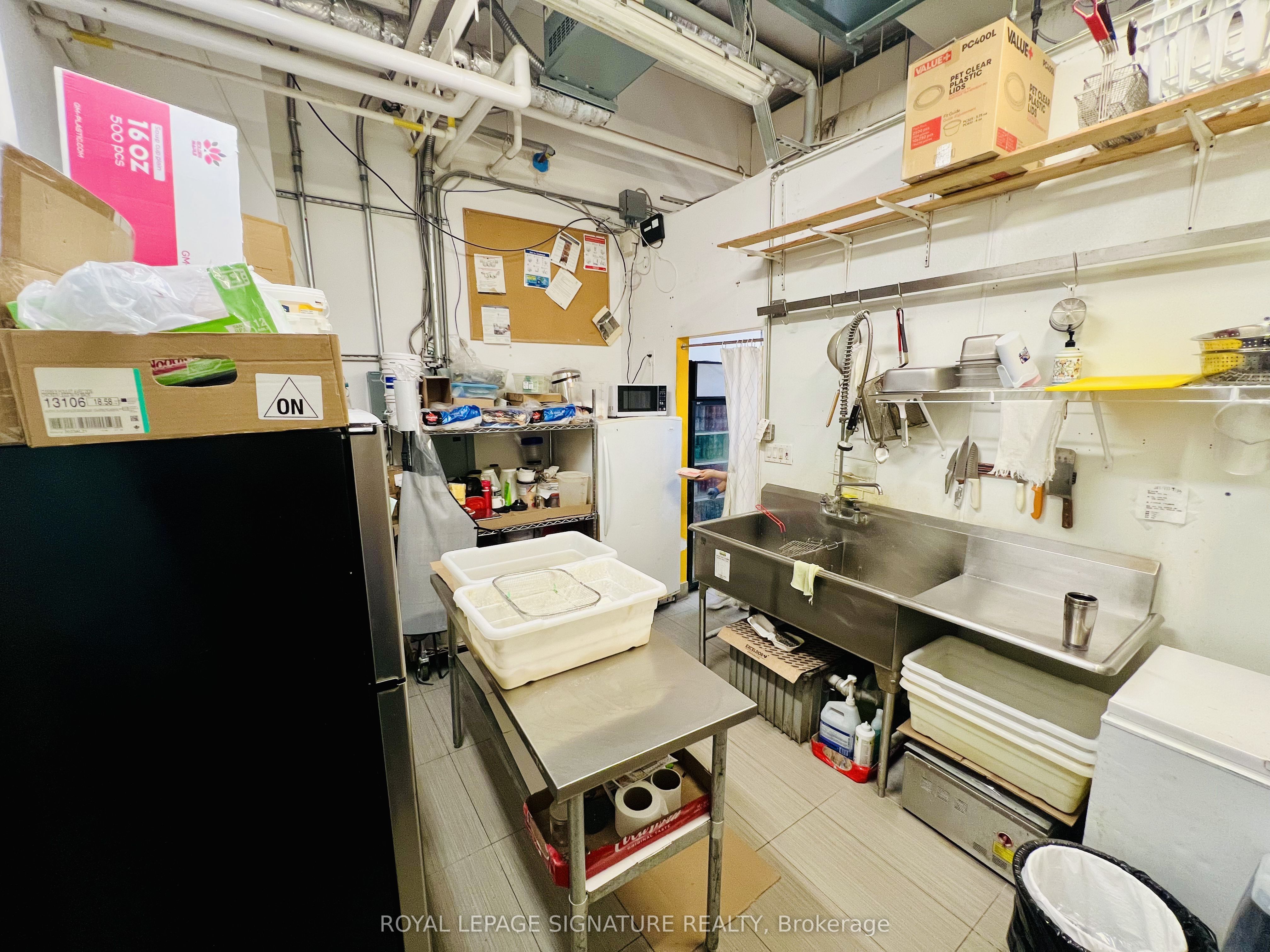 Additional image 3 of 243-7181 Yonge Street, Markham, ON, L3T 0C7