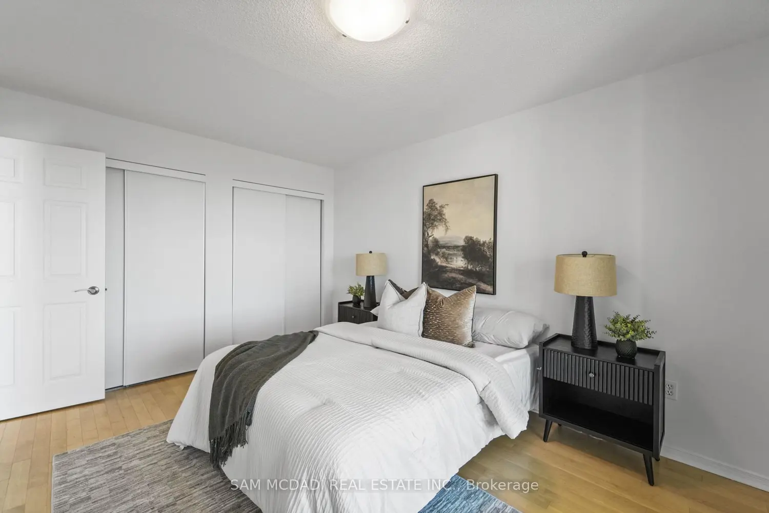 Additional image 12 of 2177 Burnhamthorpe Road 1807