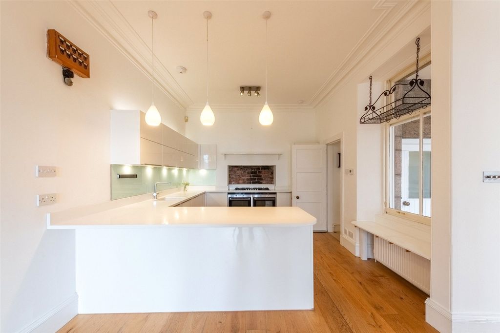 Additional image 5 of 6 bed semi-detached house for sale2 Rubislaw Den North, Aberdeen AB15