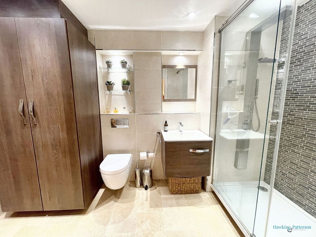 Additional image 13 of 3 bed flat for saleMalvern Grange, 19A Hampton Lane, Solihull B91