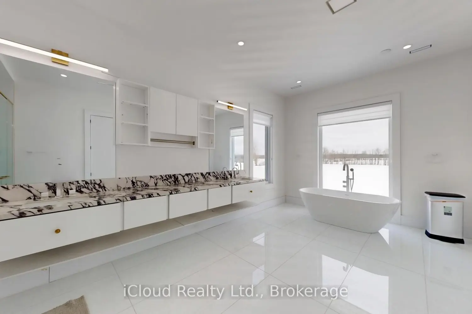 Additional image 13 of 674525 Hurontario Street