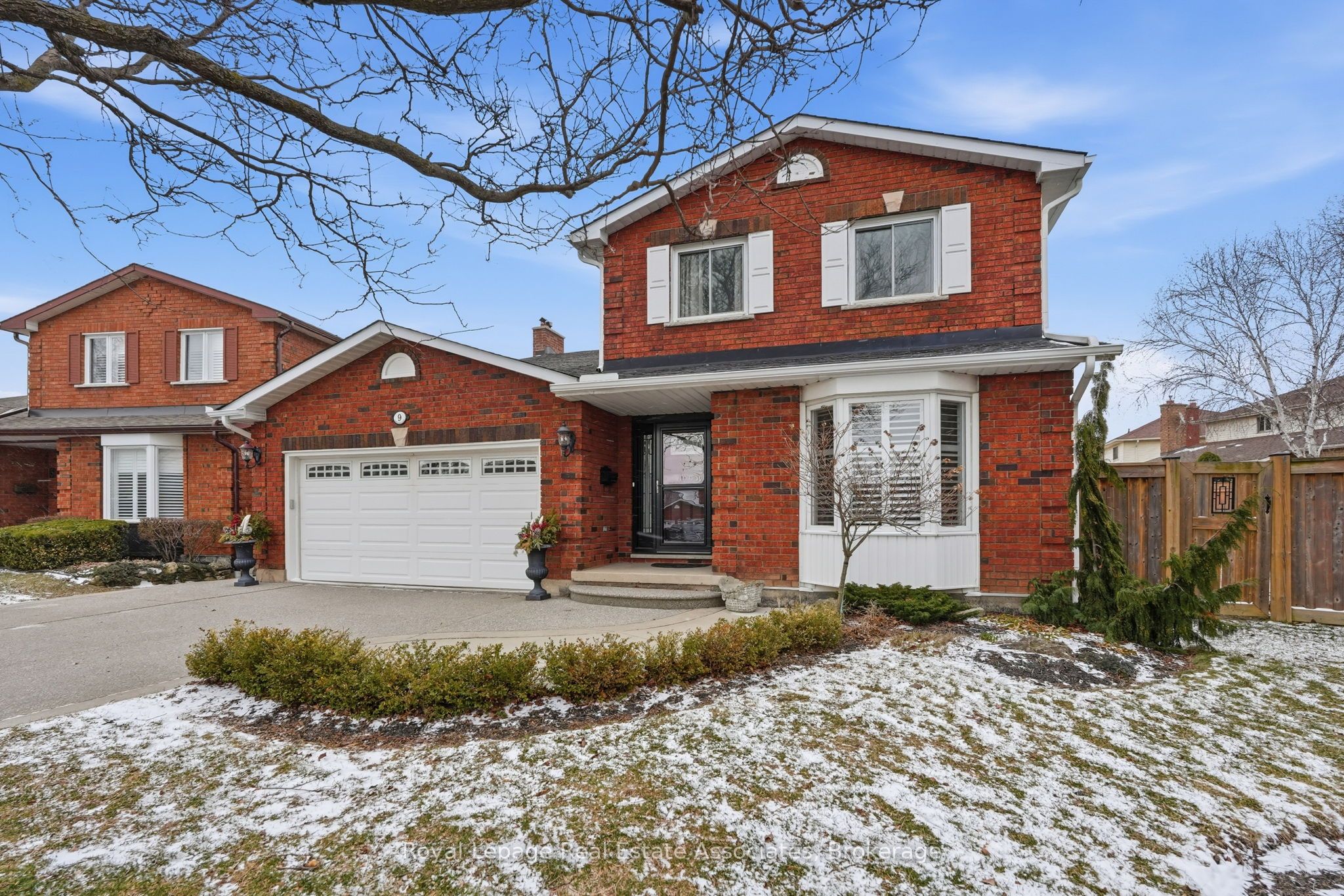 Additional image 3 of 9 Waldorf Court, Hamilton, ON, L8V 5A1