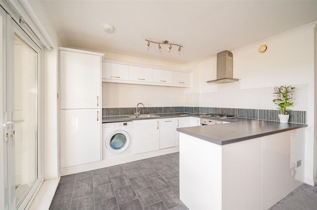 Additional image 6 of 2 bed flat for saleVictoria Street, Carnoustie DD7