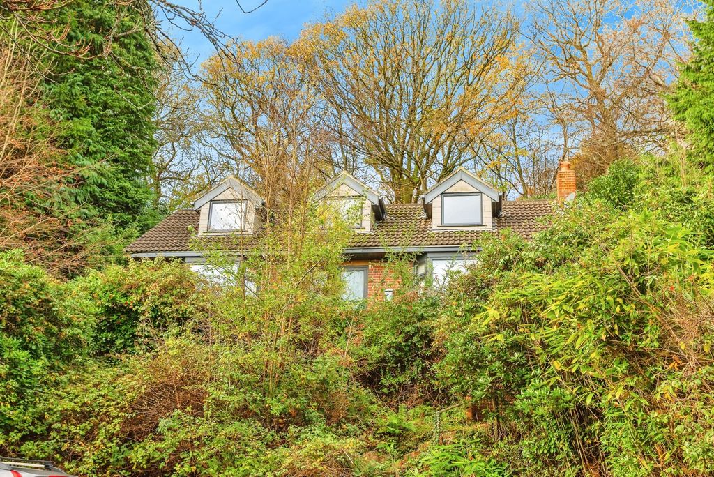 Additional image 6 of 4 bed detached house for saleCherry Tree Avenue, Haslemere, Surrey GU27