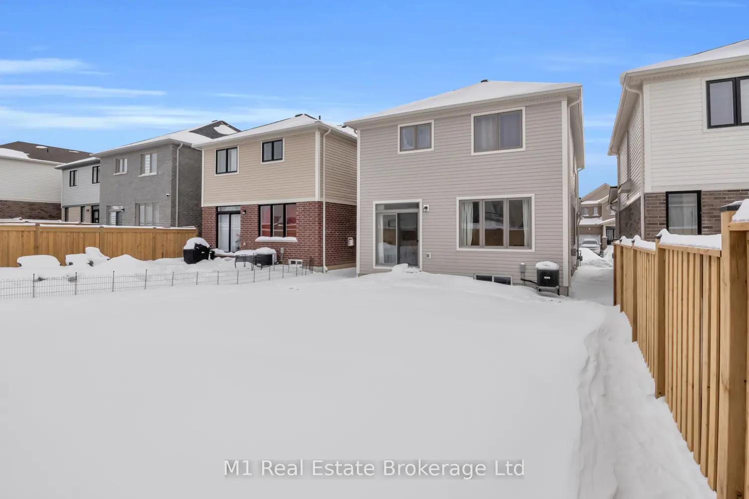 Additional image 19 of 39 Spicer Street