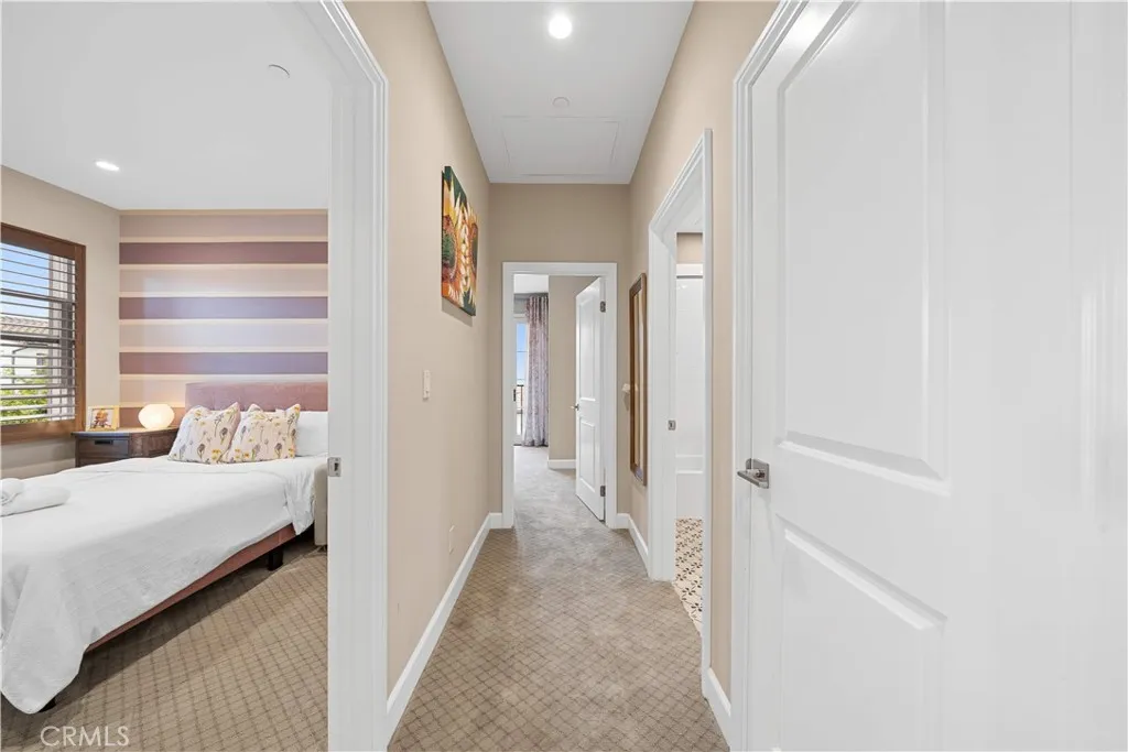 Additional image 28 of 114 Guinness, Irvine, CA 92620