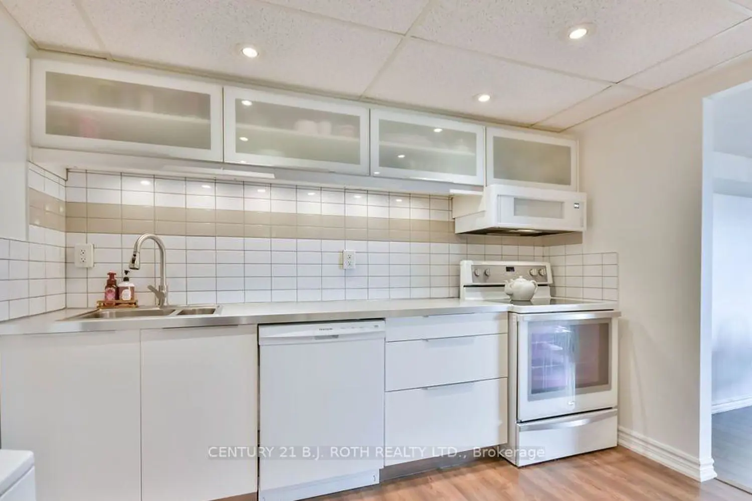 Additional image 9 of 181 Collier Street 405