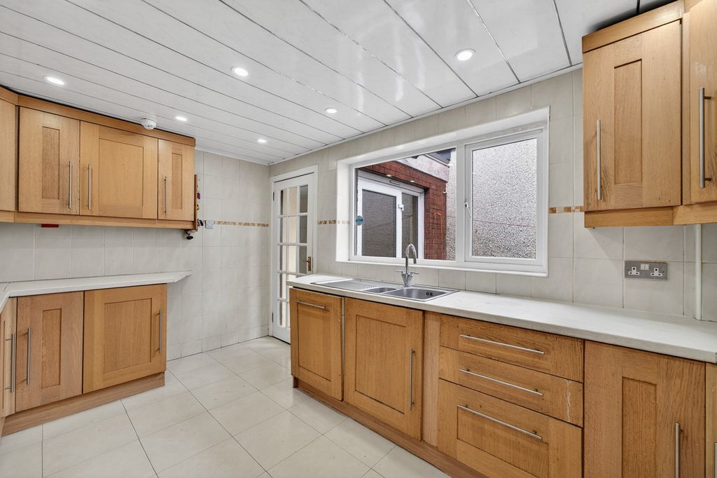 Additional image 7 of 7 bed semi-detached house for salePrestwick Road, Ayr KA8