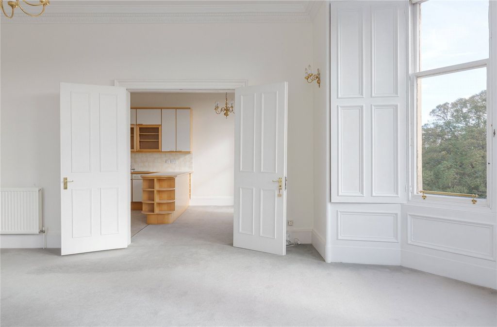 Additional image 8 of 4 bed flat for sale25 Belgrave Crescent, West End, Edinburgh EH4