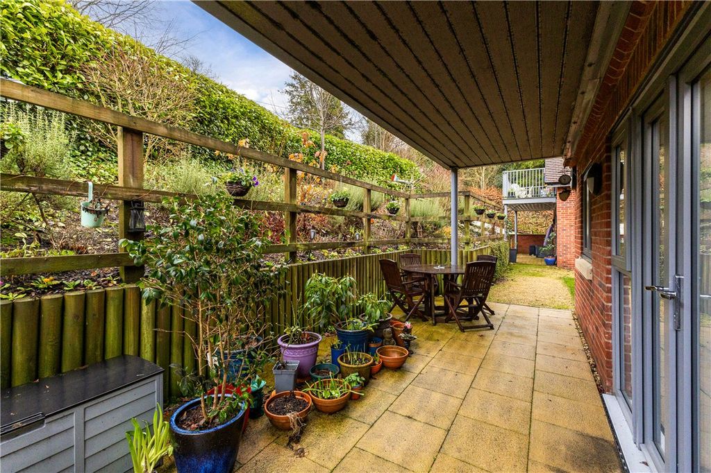 Additional image 15 of 2 bed flat for saleGranham Close, Marlborough, Wiltshire SN8
