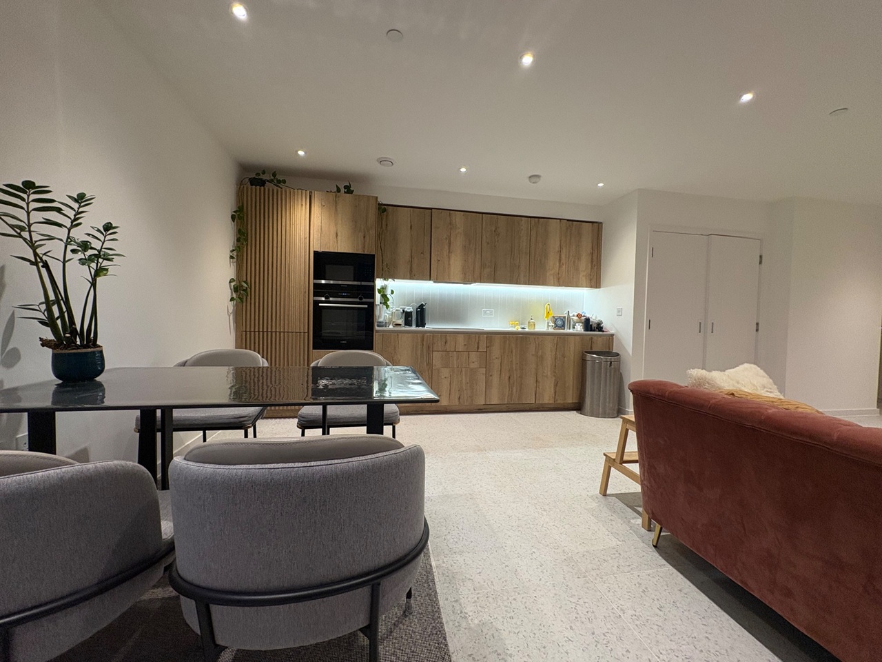 Additional image 4 of 2 Bed Flat, Sidney St, E1, N1 7GU