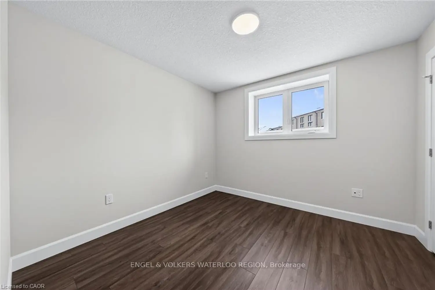 Additional image 17 of 3202 Vivian Line 46