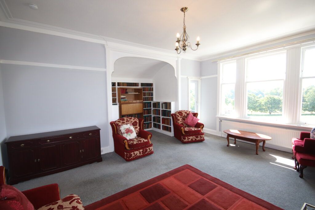 Additional image 2 of 4 bed maisonette for sale14 Auchnacloich Road, Rothesay PA20