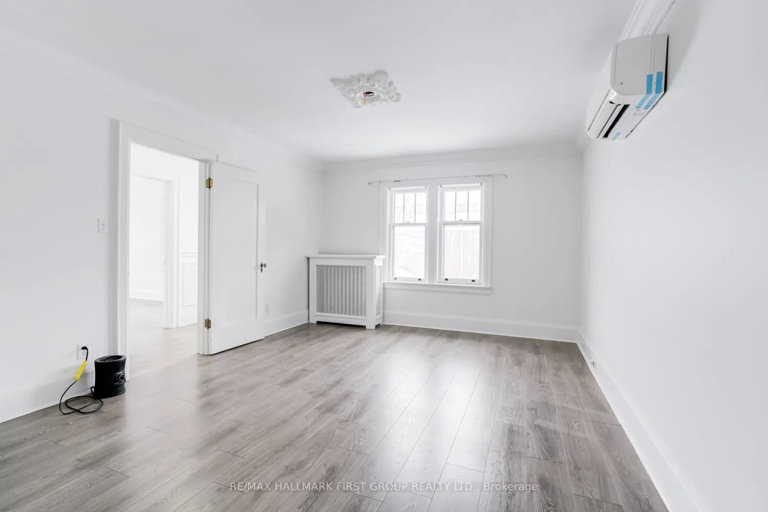 Additional image 12 of 512 Simcoe Street