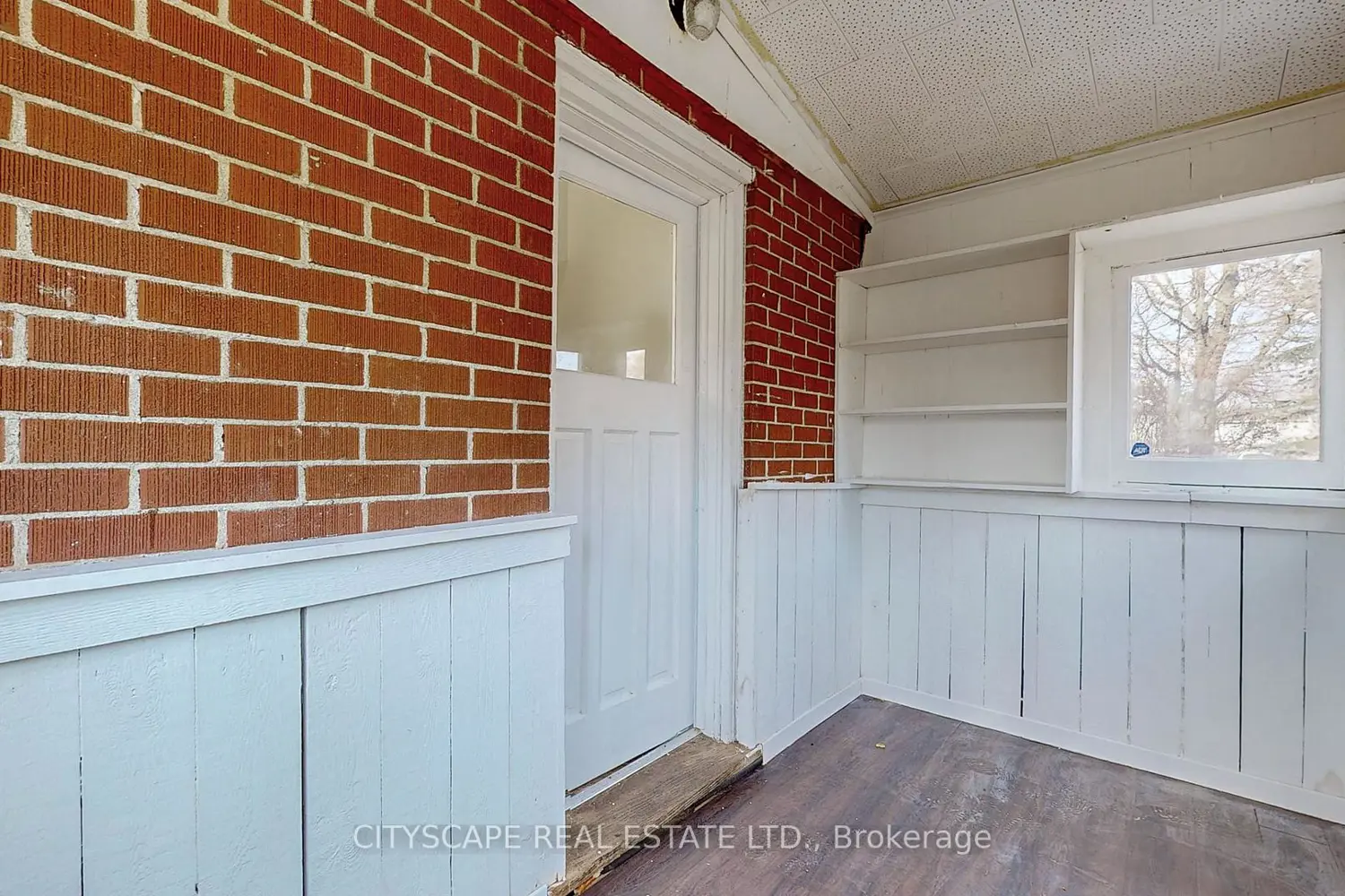 Additional image 4 of 39 Woodward Avenue