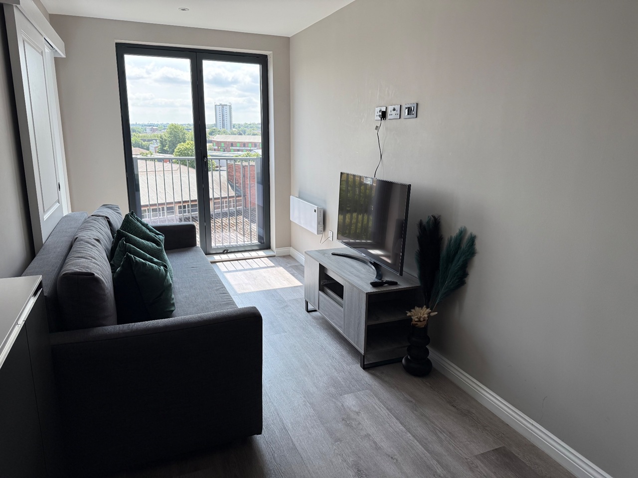 Additional image 5 of 1 Bed Flat, Springwell Gardens, LS12, N1 7GU