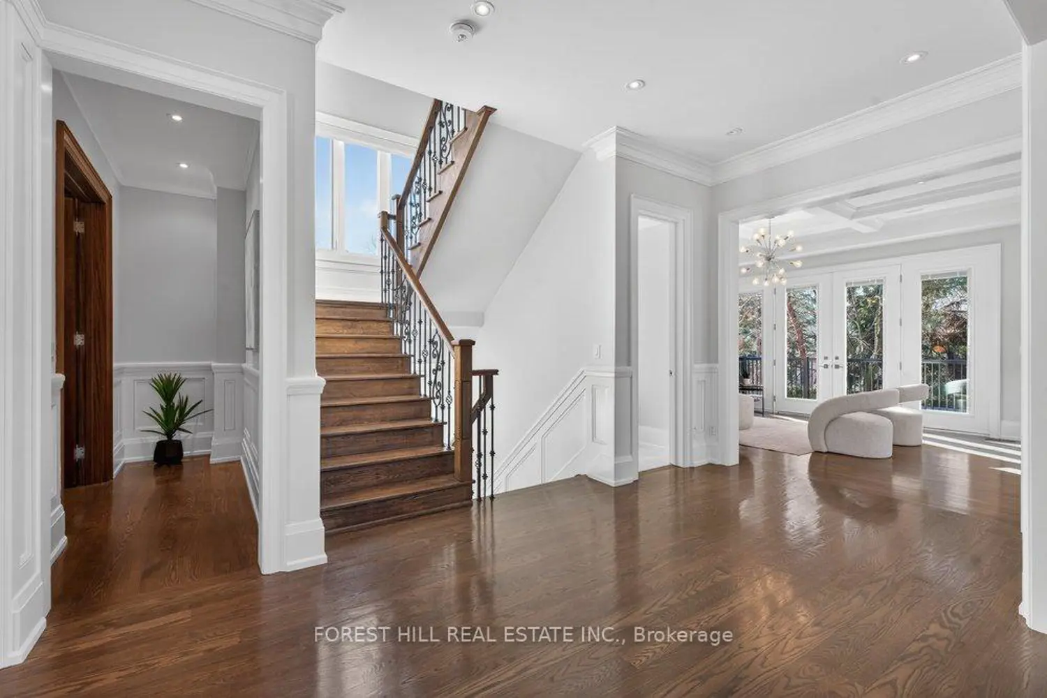 Additional image 10 of 210 Willowdale Avenue