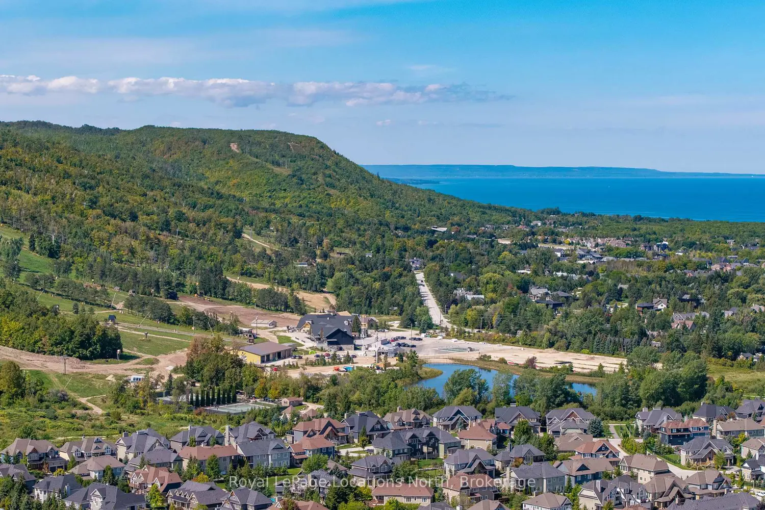 Additional image 20 of 796362 Grey 19 Road