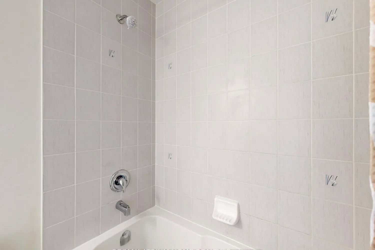 Additional image 14 of 17 Kawneer Terrace