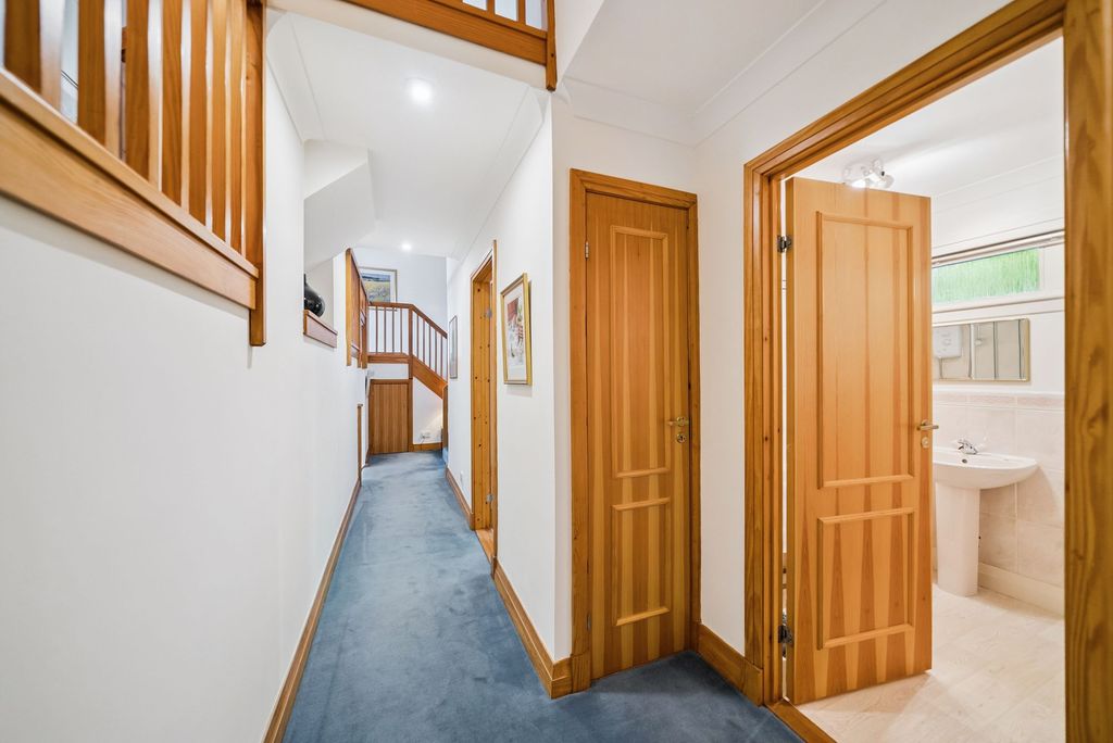 Additional image 25 of 5 bed detached house for saleBrambles, Upper Torwoodhill Road, Rhu G84