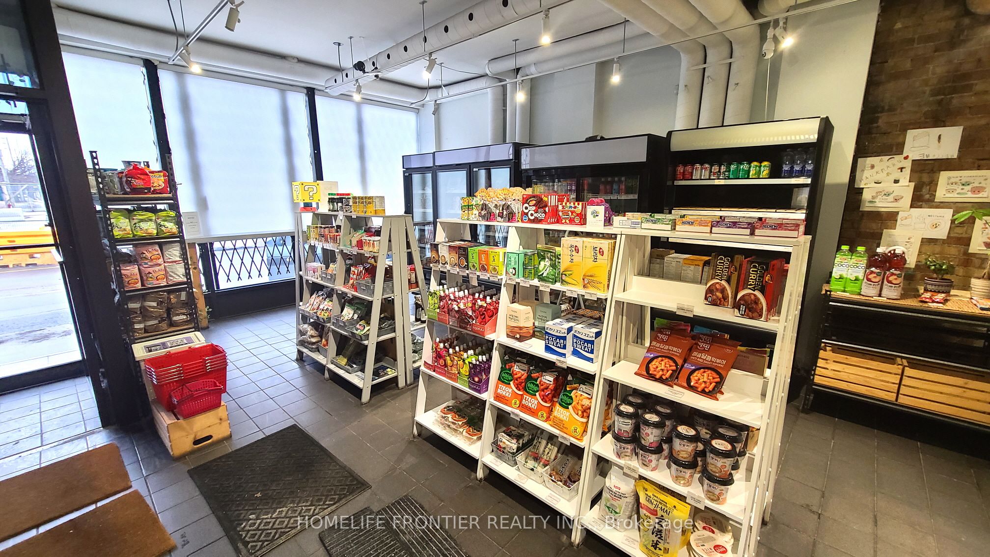 Additional image 4 of 862 Pape Avenue, Toronto, ON, M4K 3T8