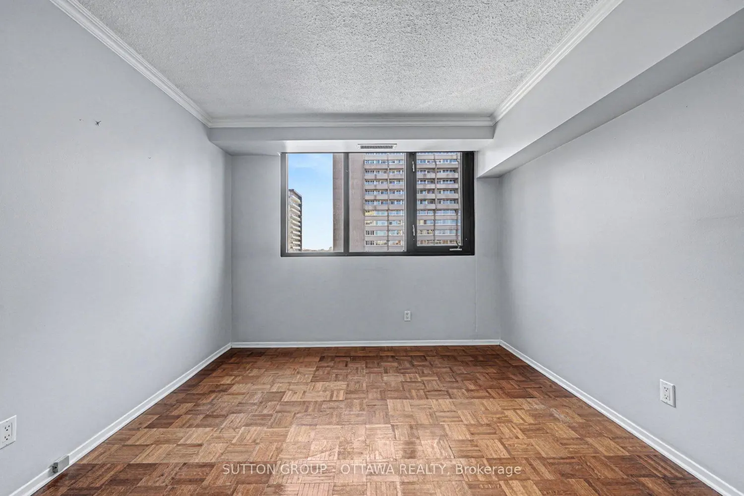 Additional image 9 of 200 Bay Street 1004