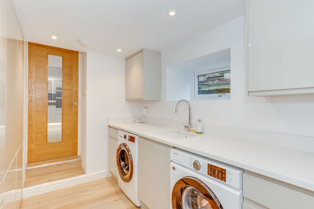 Additional image 19 of 4 bed detached house for saleManchester Road, Crosspool S10
