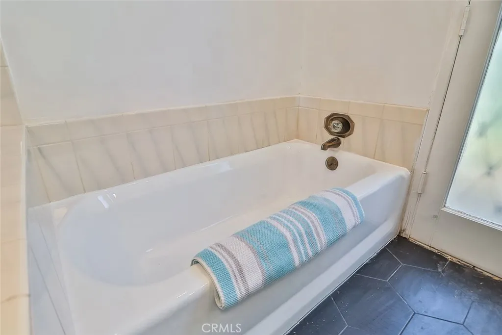 Additional image 70 of 23540 Kivik St, Woodland Hills, CA 91367