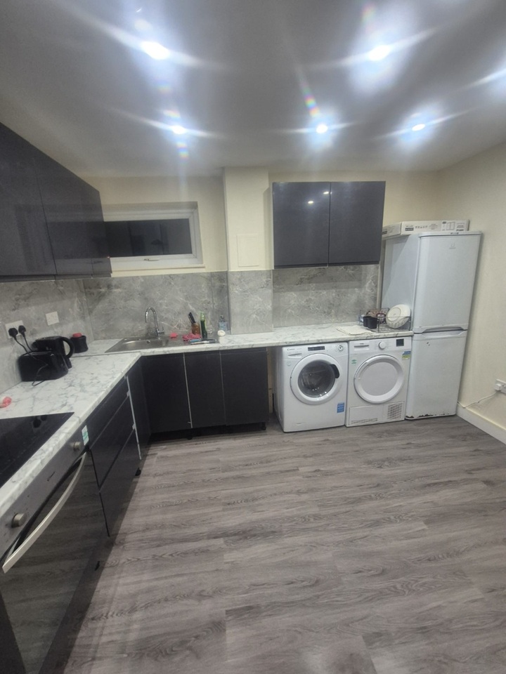 Additional image 43 of 5 Bed Terraced House, Moorland Road, SW9, N1 7GU