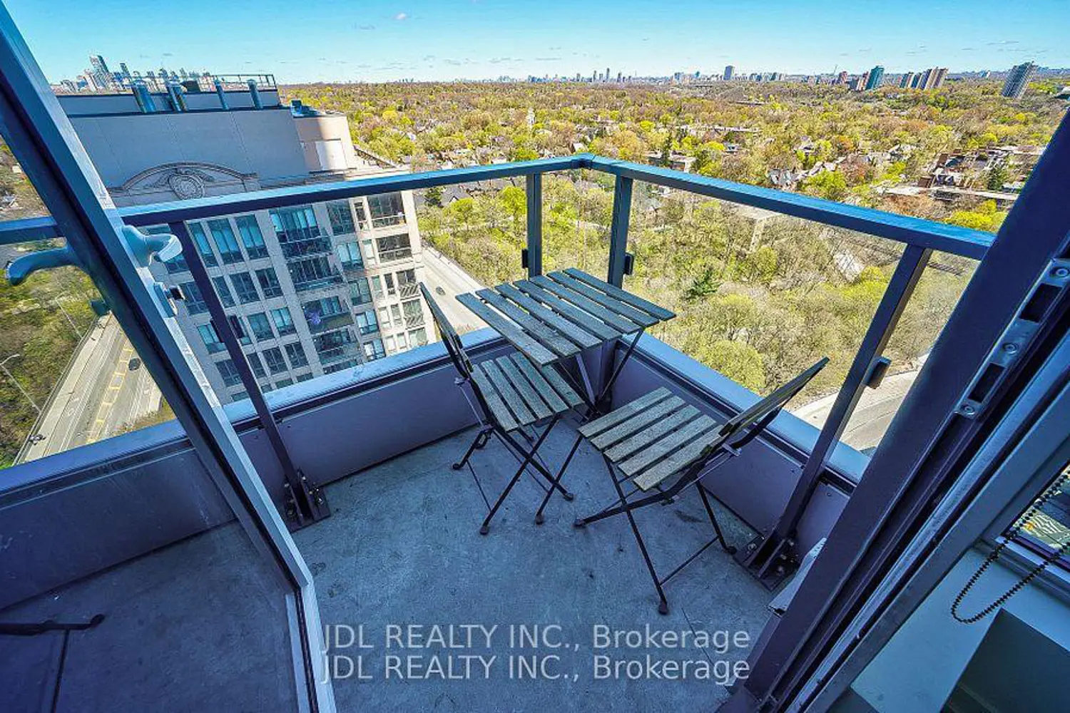 Additional image 11 of 395 Bloor Street 1608