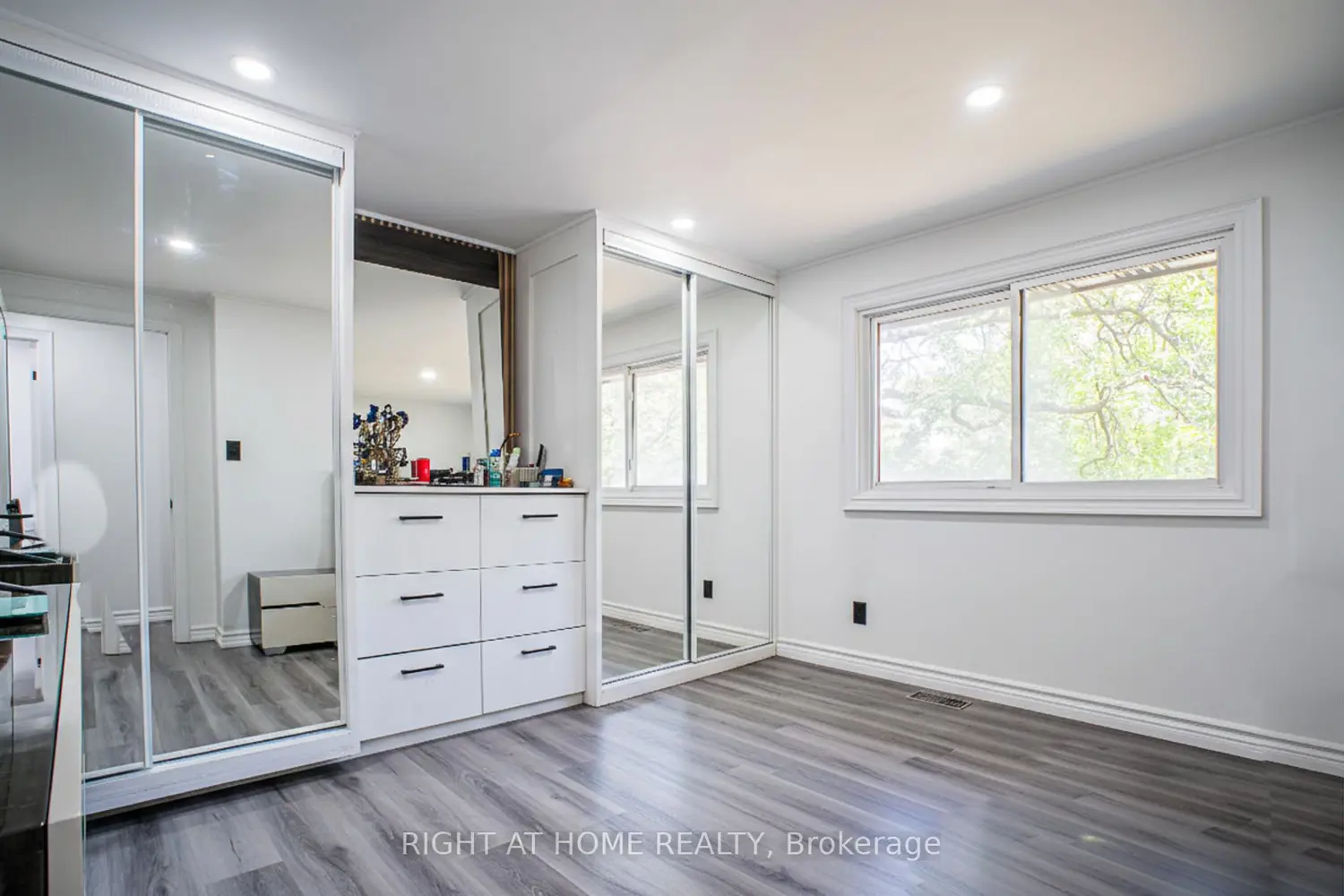 Additional image 9 of 77 Elford Crescent