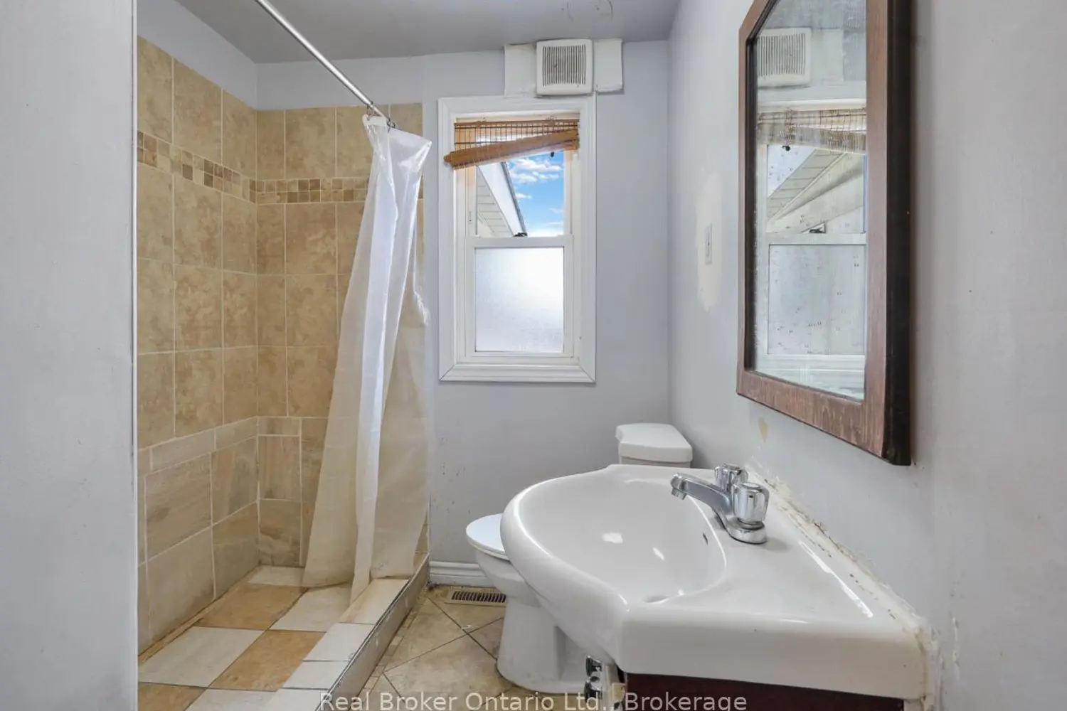 Additional image 11 of 28 West 3Rd Street