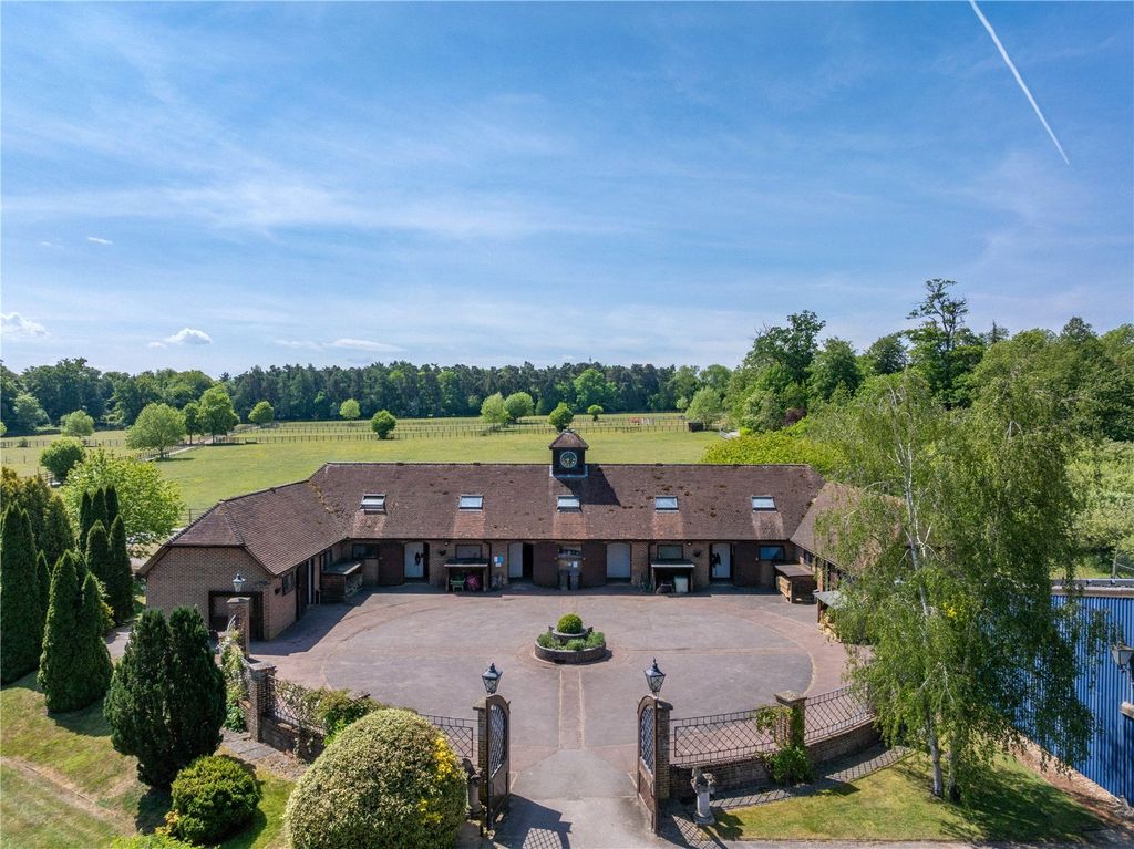 Additional image 8 of 7 bed equestrian for saleThe Whole | Hillfields Farm, Lower Basildon, Reading, Berkshire RG8