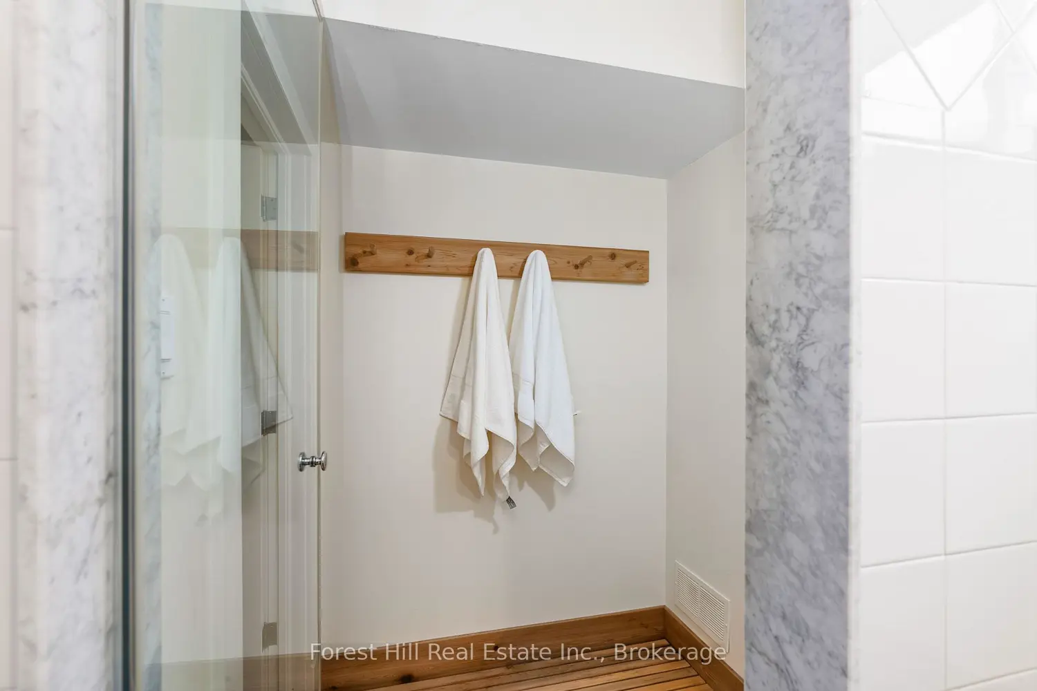 Additional image 16 of 156 Snowbridge Way