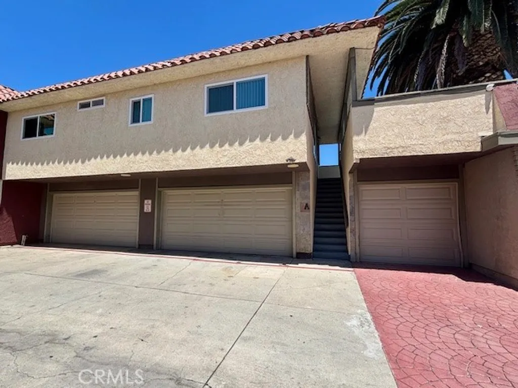 Additional image 3 of 17171 Elm Unit 1, Huntington Beach, CA 92647