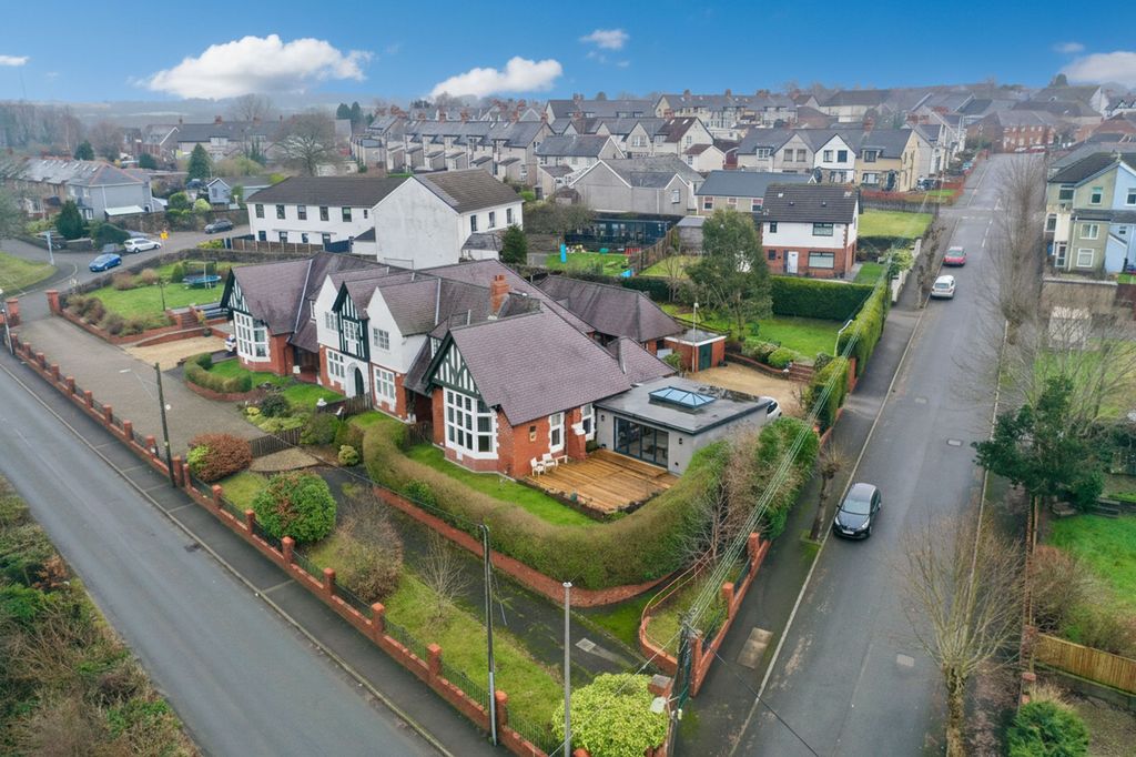 Additional image 9 of 6 bed semi-detached house for salePen-Rhiw Avenue, Oakdale NP12