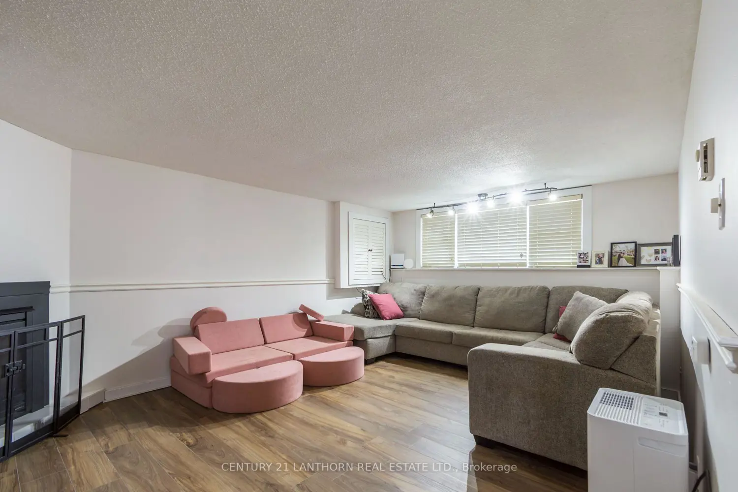 Additional image 12 of 94 North Murray Street