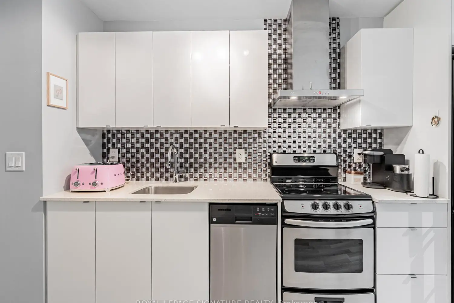 Additional image 4 of 51 East Liberty Street 202