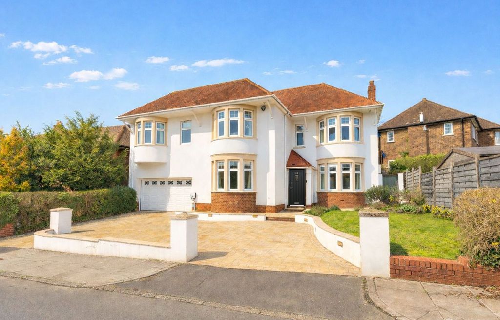 5 bed detached house for saleDan-Y-Coed Road, Cardiff CF23